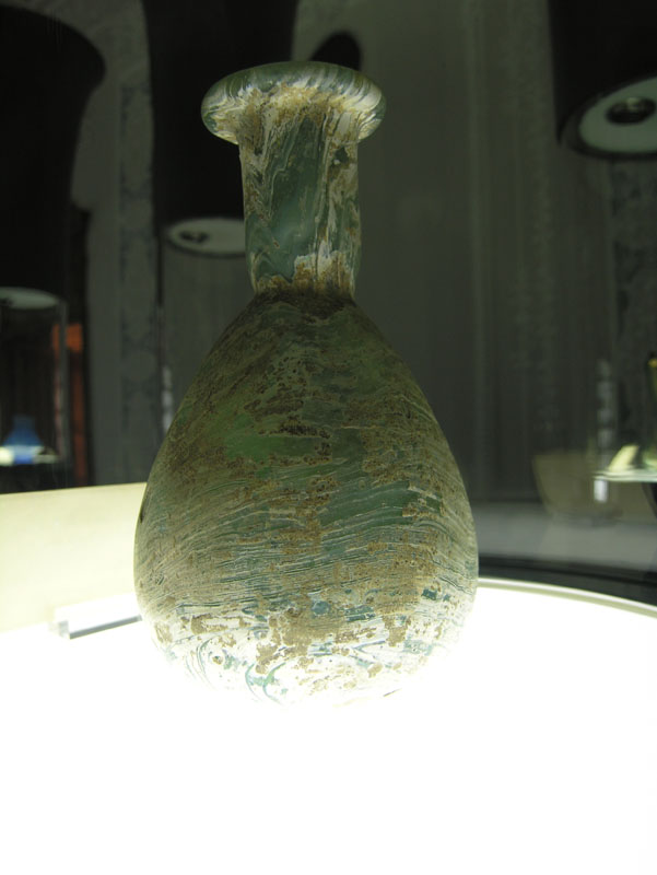 Glassware-ceramics-museum-Iran36
