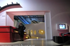 Ron Arad "no discipline" exposition in centre-pompidou Photographer:Ata Omidvar