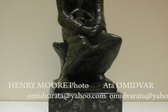 HENRY MOORE Sculpture